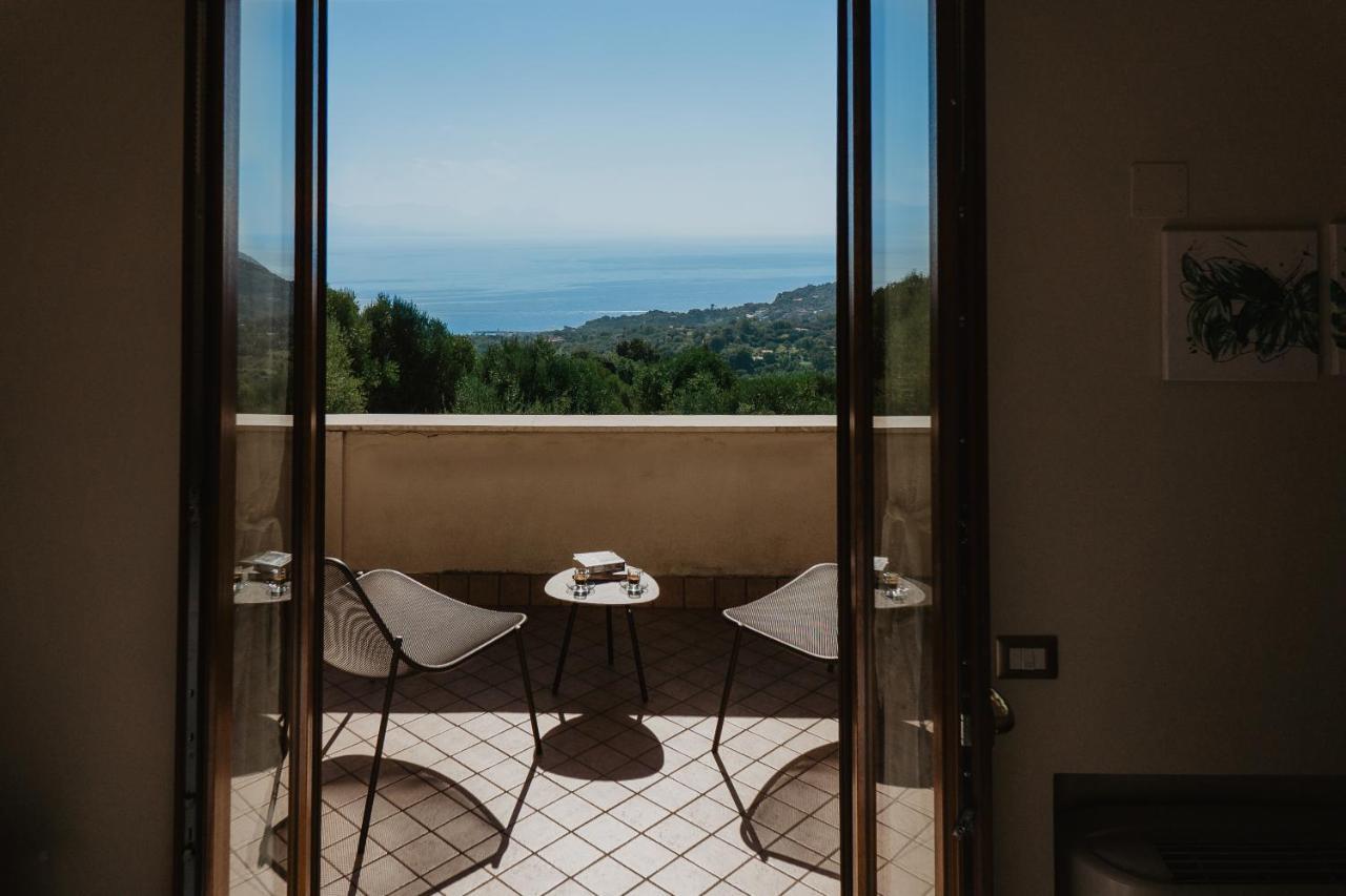 Tenuta Terre Di Bosco Oasi Di Relax Nel Cilento San Giovanni a Piro Exterior photo