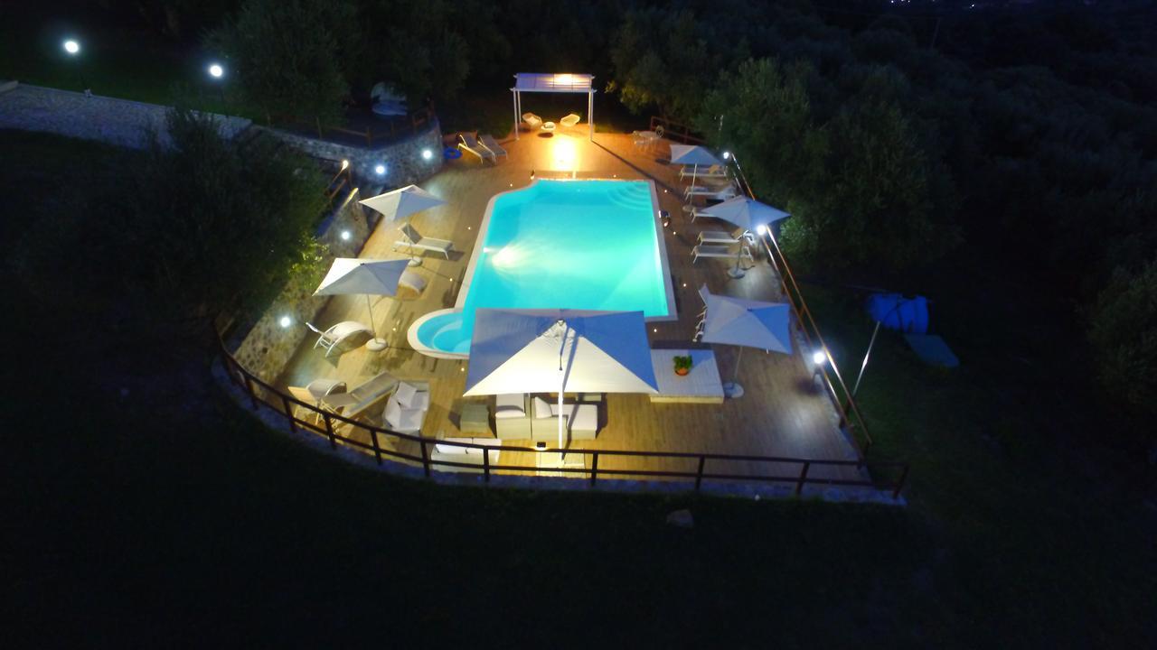 Tenuta Terre Di Bosco Oasi Di Relax Nel Cilento San Giovanni a Piro Exterior photo